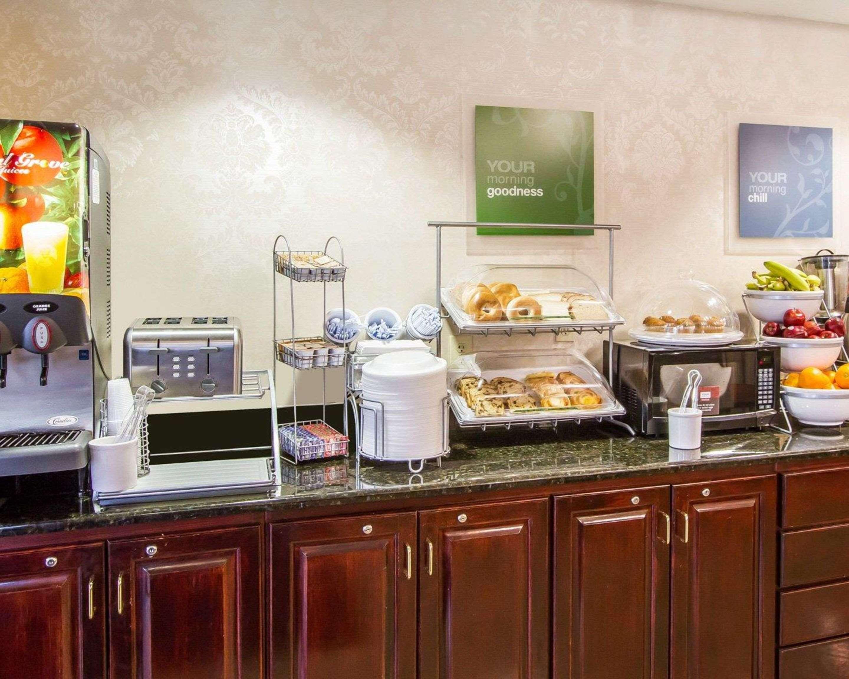 דפני Comfort Suites Mobile East Bay מראה חיצוני תמונה