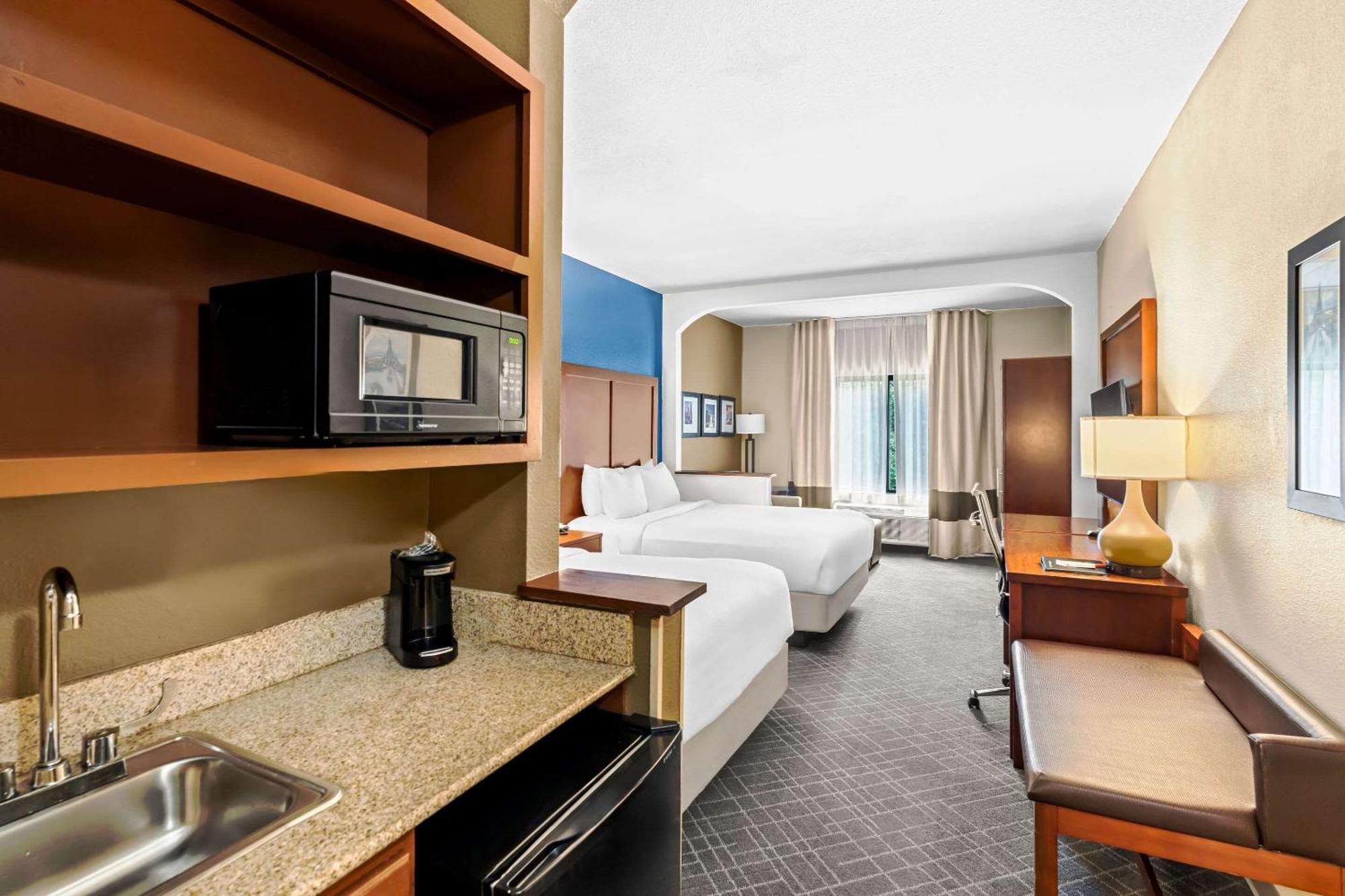 דפני Comfort Suites Mobile East Bay מראה חיצוני תמונה