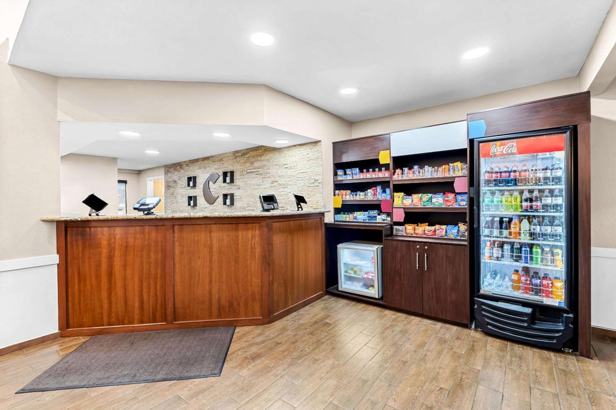 דפני Comfort Suites Mobile East Bay מראה חיצוני תמונה