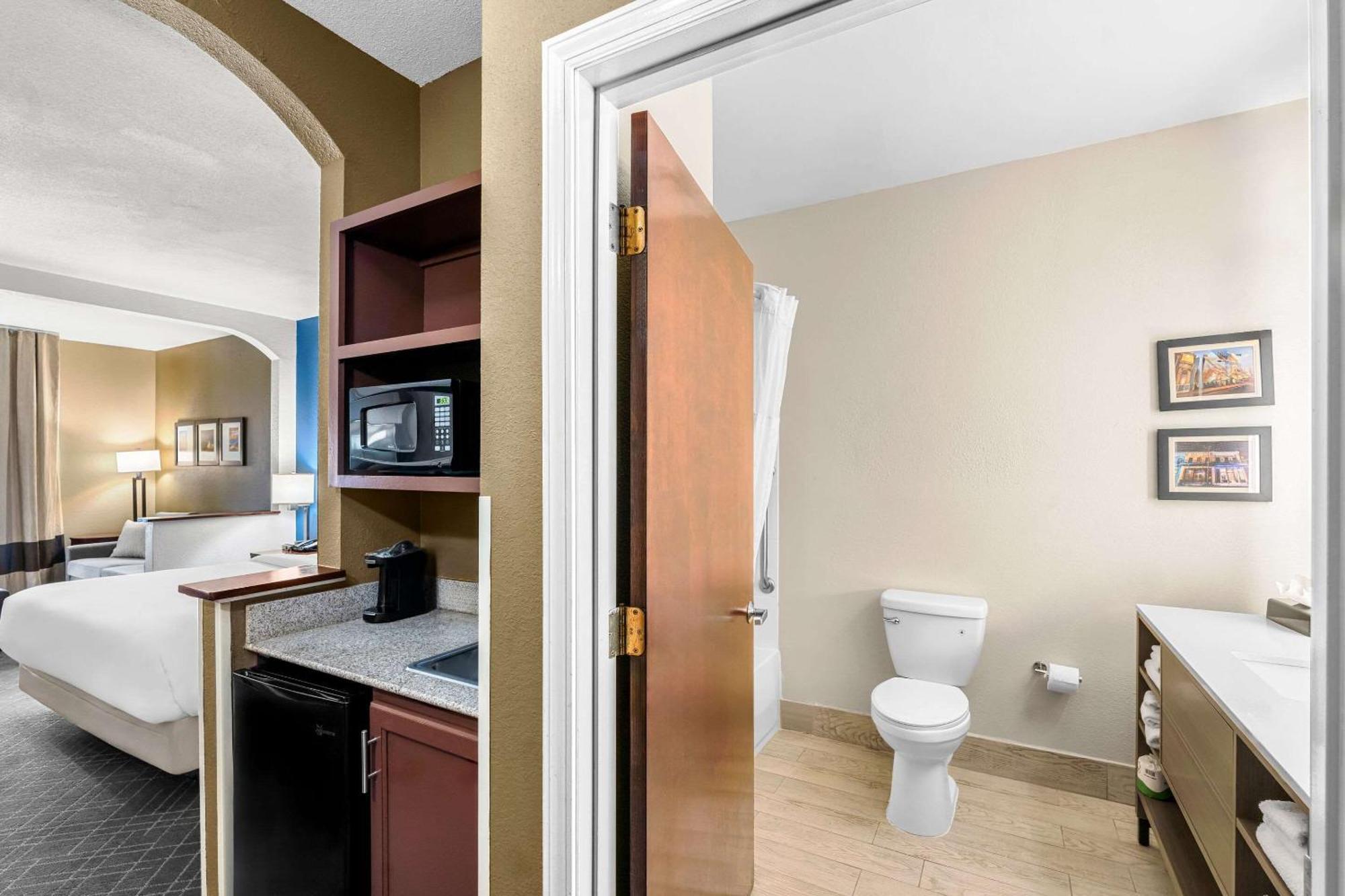 דפני Comfort Suites Mobile East Bay מראה חיצוני תמונה
