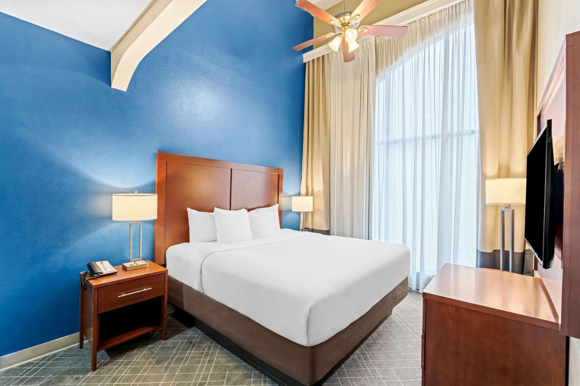 דפני Comfort Suites Mobile East Bay מראה חיצוני תמונה